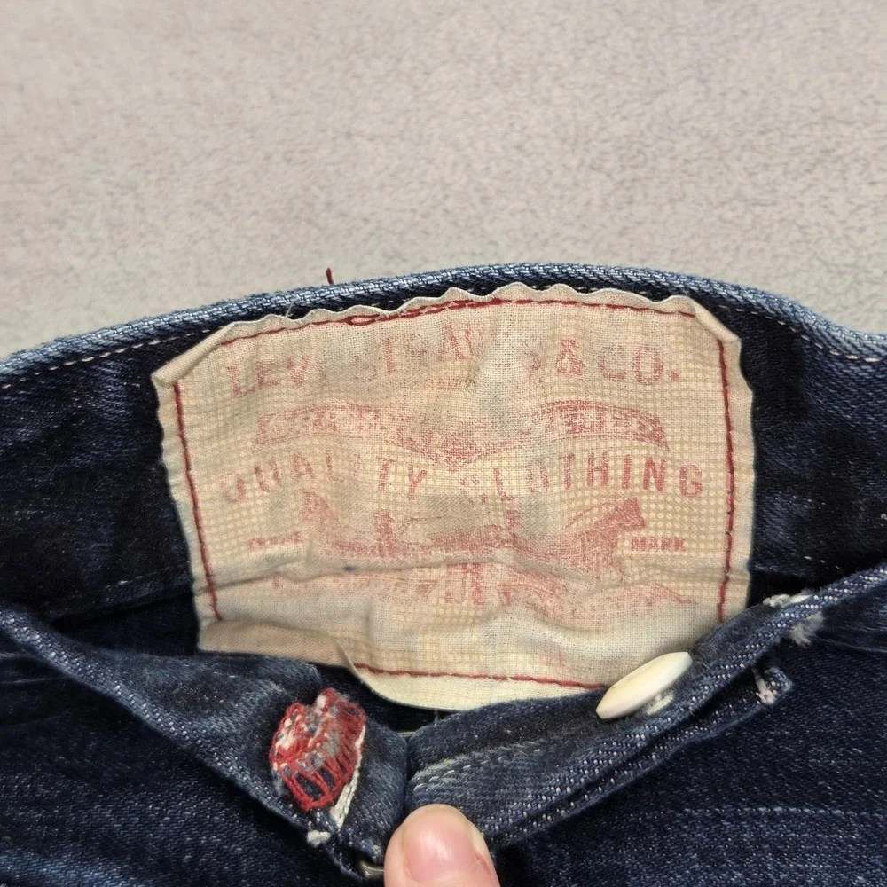 Levis important sizing